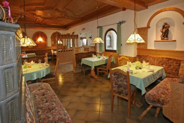 Landgasthof Pfarrwirt Hotel Thiersee Exterior photo
